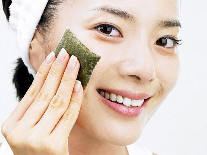 Use of this Geen Tea facial spray will be very beneficial for the face | 'या' फेशिअल स्प्रेचा उपयोग करा; चेहऱ्याच्या समस्या दूर पळवा Use of this Geen Tea facial spray will be very beneficial for the face | 'या' फेशिअल स्प्रेचा उपयोग करा; चेहऱ्याच्या समस्या दूर पळवा